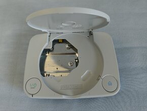 PS one s modchipom - 2