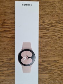 Nové  Samsung Galaxy Watch4 PinkGold - 2