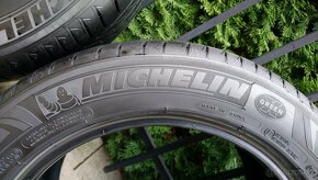 Michelin Primacy 215/55 R17 - 2