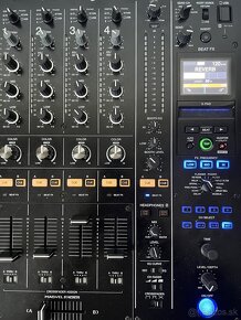 Štvorkanálový mix Pioneer DJM A9 - 2