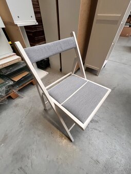 IKEA FRÖSVI Stolicka - Nova nepouzivana v 100% stave - 2