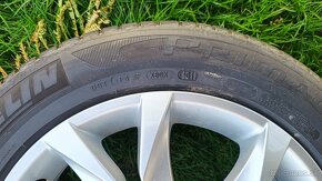 1ks DISK Peugeot 215/55 r17 - 2