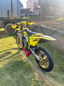 Suzuki RMZ 450 - 2