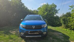 Predám zánovnú Dacia Sandero Stepway 1.0. - 2