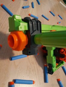 Nerf Zombie Strike Doominator - 2