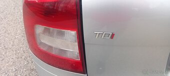 Skoda octavia combi elegance 2.0tdi - 2