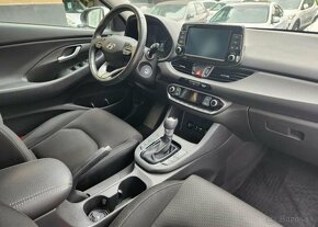 Hyundai i30 1.4-AUT-NAVI-KAMERA-FASTBACK - 2