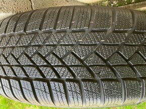 Predam zimne pneu 195/65 R15 91T - 2