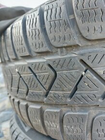 Predam zimne pneu 4x 215/5517 Pirelli - 2