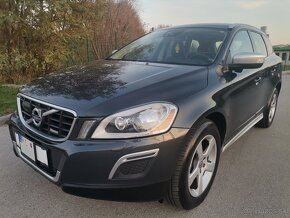 Volvo XC60 2.4D AWD R-Design - 2