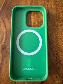 iPhone 15 Pro - kryt Lacoste - 2