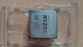 Procesor AMD Ryzen 3600 + Kingstone Beast 2x8GB DDR4 - 2