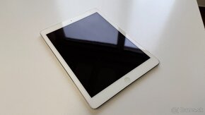 Apple iPad Air (Wi-Fi + Cellular) 64GB - Model A1475 - 2