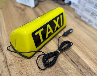 Taxi Transparent / Maják - 2