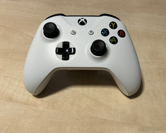 XBOX One S - 2