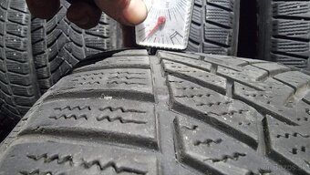 Semperit 215/55r17 zimne - 2