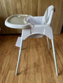 plastová stolička na kŕmenie - 2