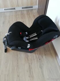 Britax Safefix plus 9-18 kg s isofixom - 2