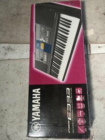 Yamaha PSR E333 - 2