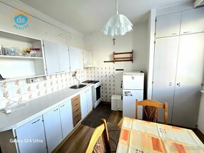 Exkluzívne na predaj dvojizbový byt, balkón, 64 m2, Nemšová. - 2