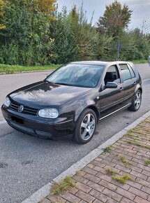 VW Golf 2,8 V6 - 2