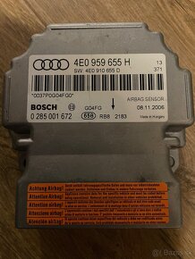 Audi A8/S8 (D3) Hlavná riadiaca jednotka AIRBAG (4E0959655H) - 2