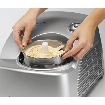 Zmrzlinovač DeLonghi Il Gelataio ICK6000 / 230 W / strieborn - 2