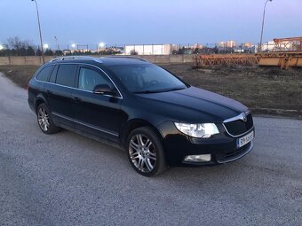 Predam SKODA SUPERB 2 2,0TDi DSG - 2