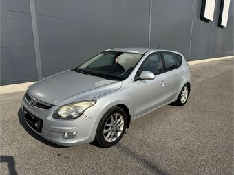 Predám Hyundai i30 1.4 16v 80kw - 2