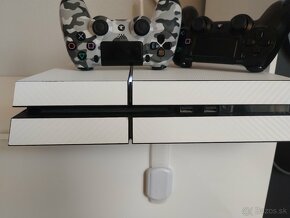 Predám ps4 1tb - 2