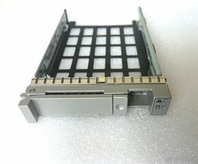 Cisco 2,5" UCS C220 C240 C460 M2/M3/M4 HDD Caddy - 2