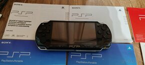 PSP 2004 Piano Black - 2