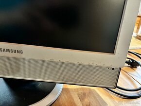 Monitor Samsung - 2