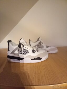 Jordan 4 - 2