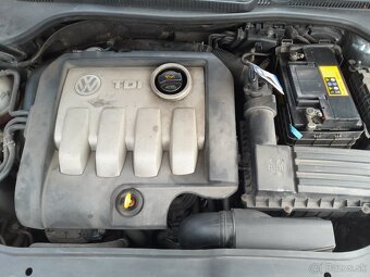 VW GOLF 5 4×4 1,9TDI 2007 - 2