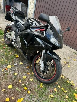 Honda CBR600rr - 2