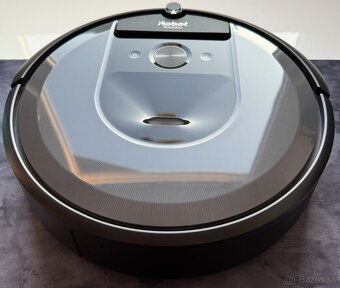 NOVÝ iRobot Roomba i7 7158 Black - 2