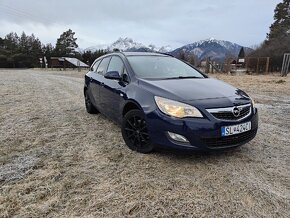 Opel Astra J 1.7 CDTI 2012 - 2