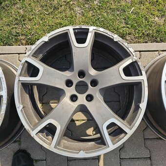 5x114,3 r20 Maserati - 2