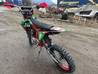 Predám čisto nový nejazdený Pitbike ASIX DT190 190CM3 + El - 2