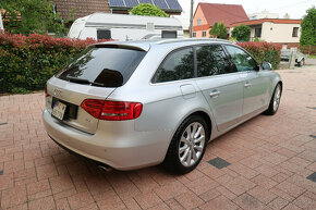 Audi A4 Avant 3.0 TDI V6 S-line quattro Stronic - 2