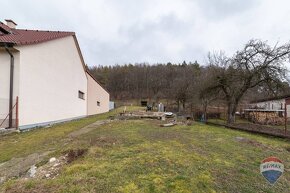 REZERVOVANÉ  - na predaj stavebý pozemok 879m2 Trenčianska T - 2