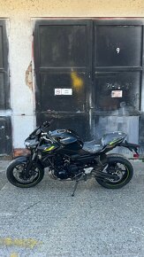 Kawasaki Z650 - 2