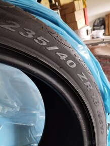 Pneu Pirelli 235/40R18 zero nero gt - 2