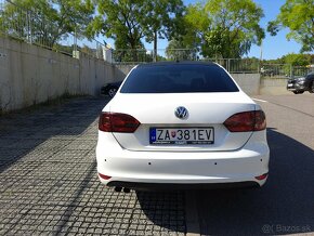 Volkswagen JETTA 2.0TDI, DSG - 2