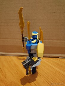 Lego Ninjago Jay + jeho bleskový robot - 2