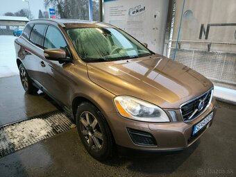 Predám Volvo xc60 2011 2.4 D 4x4 151Kw. naj. 189300km - 2