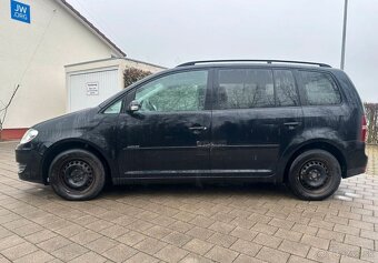 Volkswagen Touran2.0 TDi Facelift

 - 2