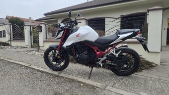 HONDA CB750 Hornet, r.v. 2024, naj 8700km - 2