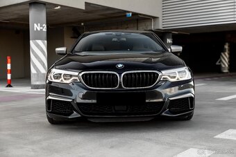 BMW M550i xDrive - 2